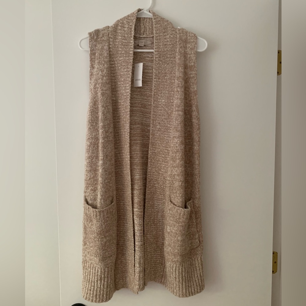 Long tan sweater vest.  NWT.  Loft.  Size Small.
